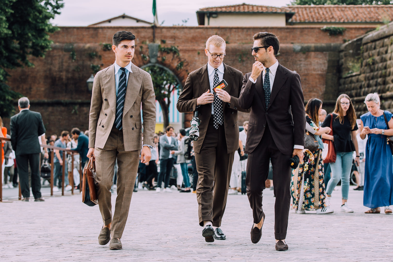 The founders of a cult shoe brand say men and women both make the same mistake