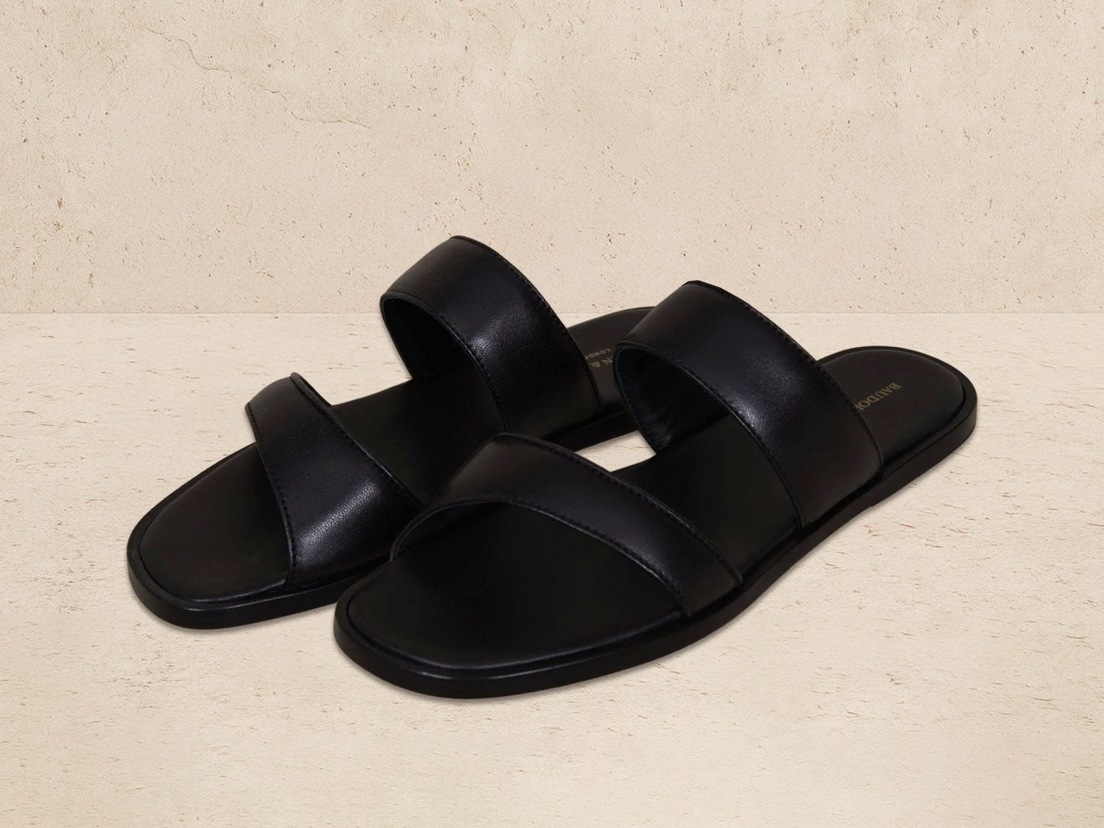 Plume Sandal in Black Nappa