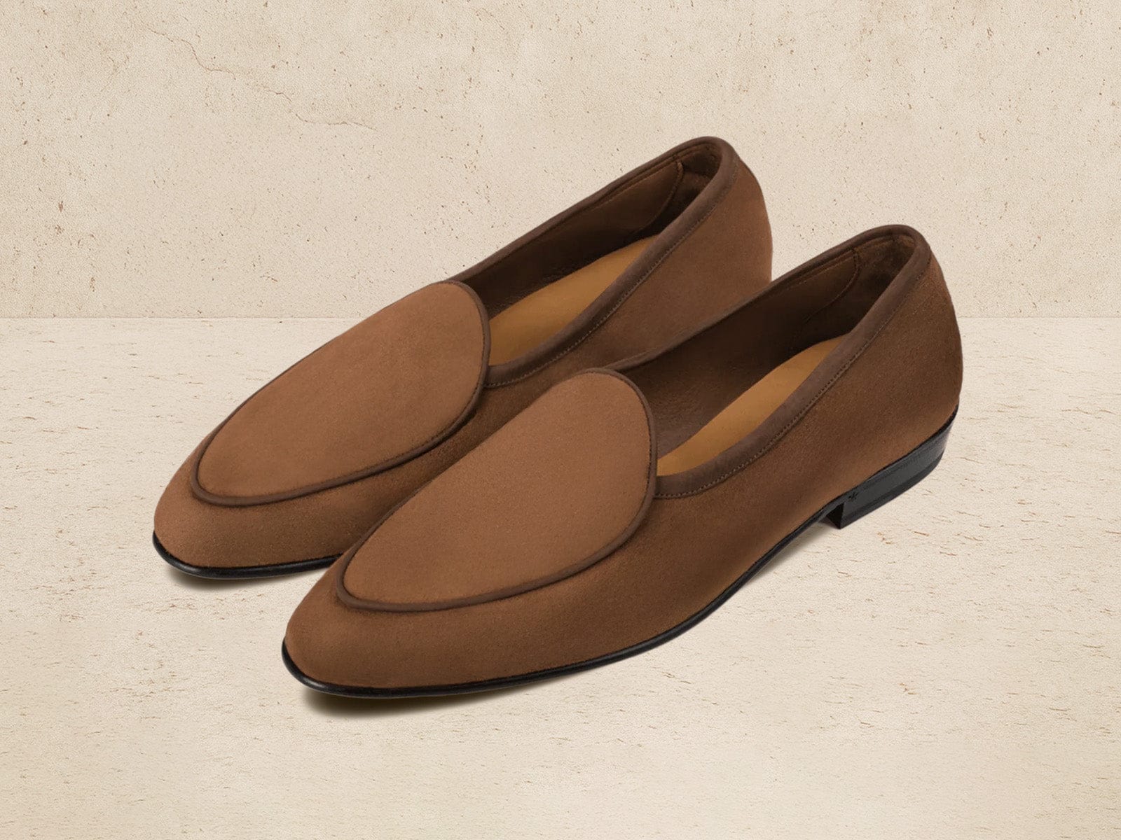 Sagan Classic Loafers in Moyen Brown Asteria Suede