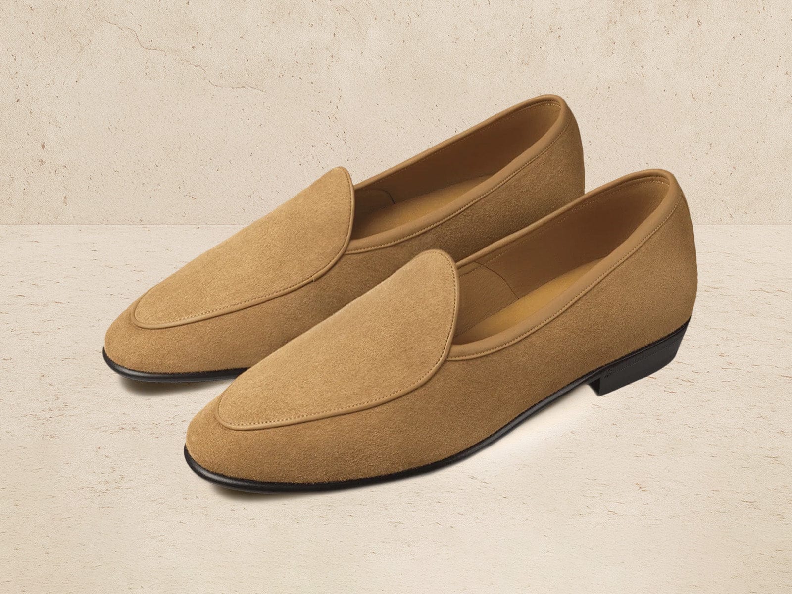 Sagan Classic Loafers in Sahara Asteria Suede