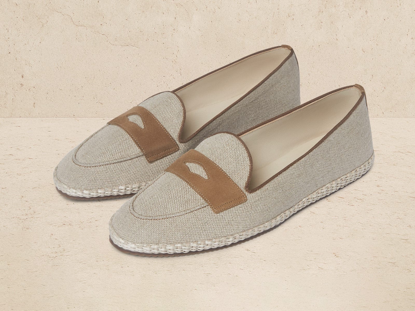 Calvi Slippers in Flax Linen and Vachette Luxe Suede