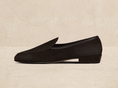 Sagan Classic Loafers in Lusitanias Dark Brown Asteria Suede
