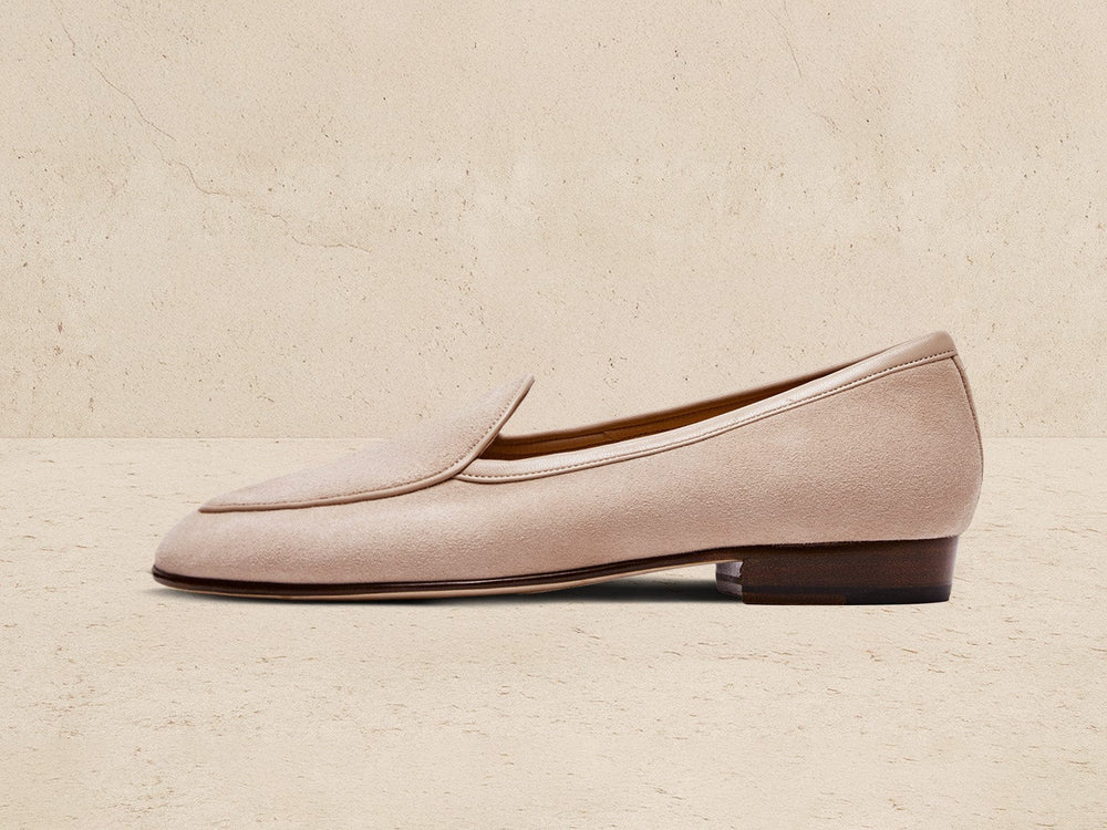 Sagan Classic Loafers in Albâtre Asteria Suede