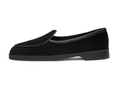 Stride Loafers in Black Glove Suede Dark Sole