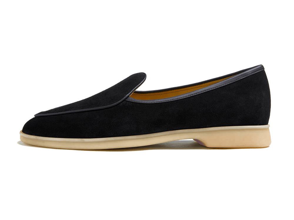 Stride Loafers in Black Glove Suede Natural Sole