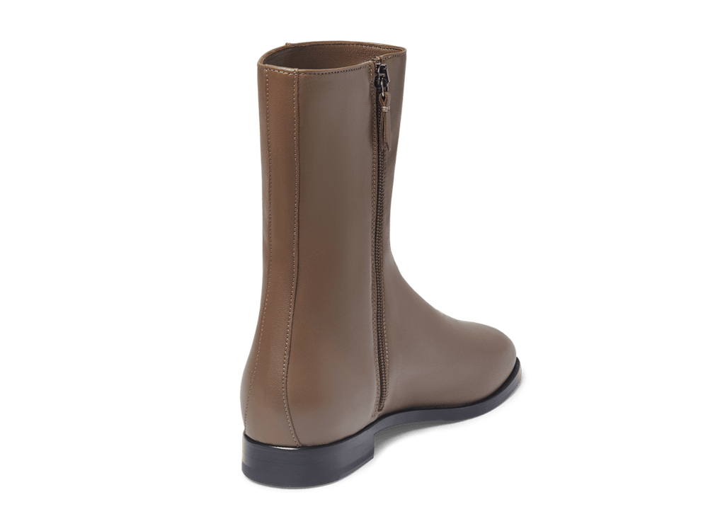 Élan City Boots in Brown Leather