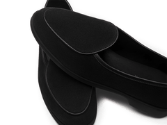 Stride Loafers in Black Glove Suede Dark Sole