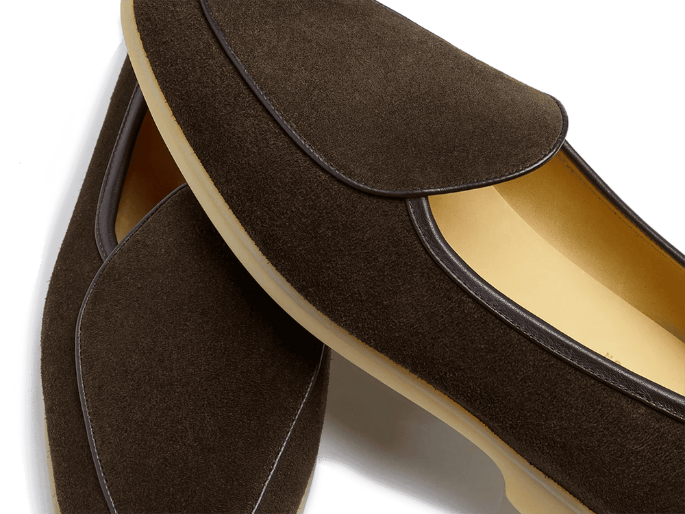 Stride Loafers in Dark Brown Glove Suede Natural Sole