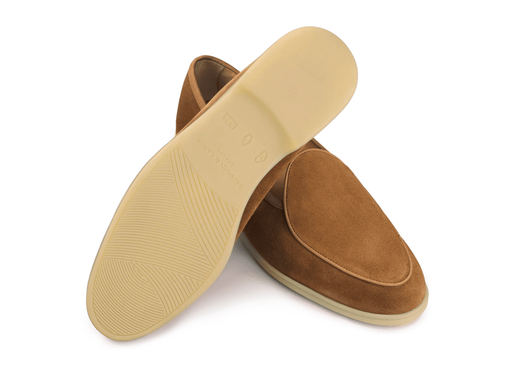 Stride Loafers in Earth Glove Suede Natural Sole