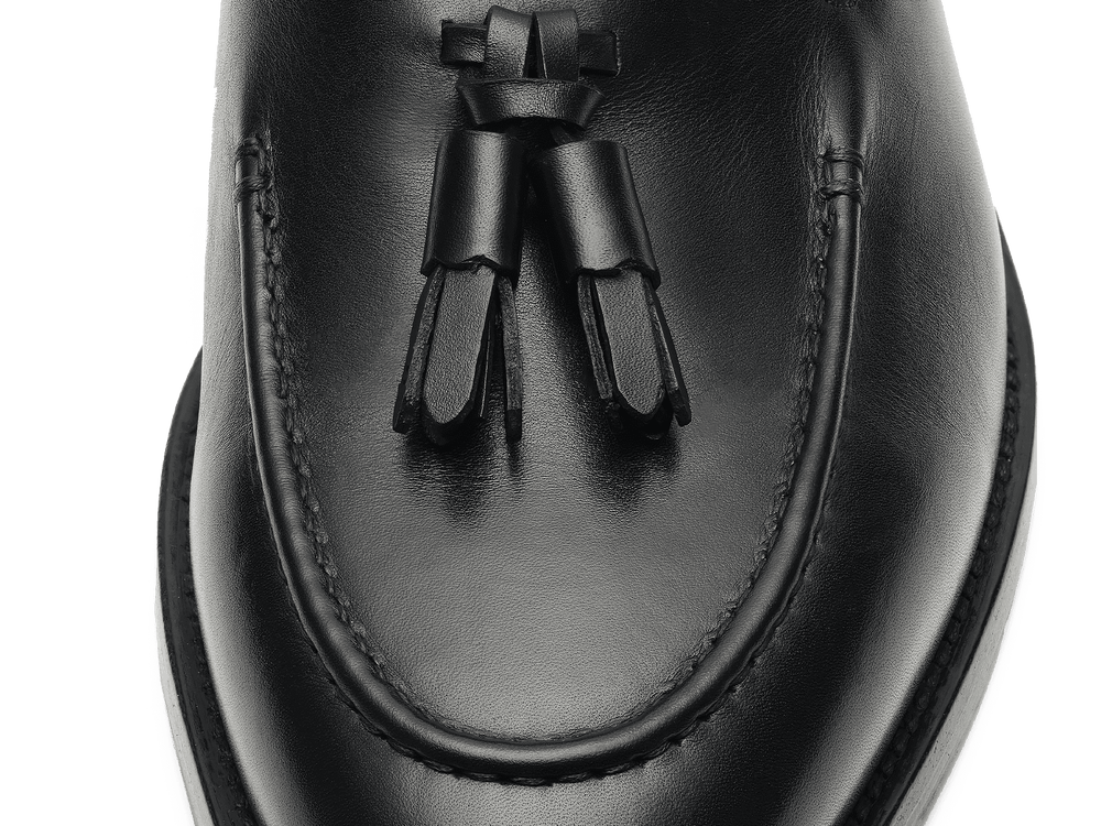 Hertford Tassel Loafers in Black Noble Calf
