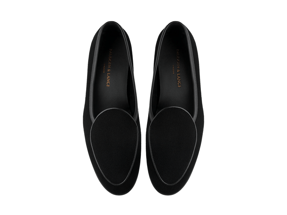 Stride Loafers in Black Glove Suede Dark Sole