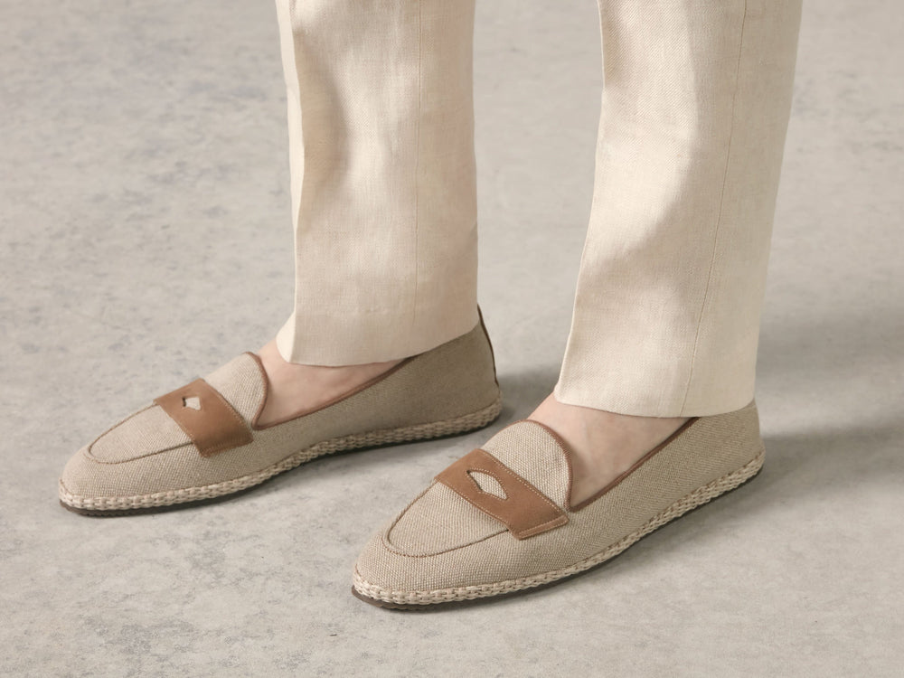 Calvi Slippers in Flax Linen and Vachette Luxe Suede
