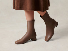 Debbie Boots in Brown Nappa