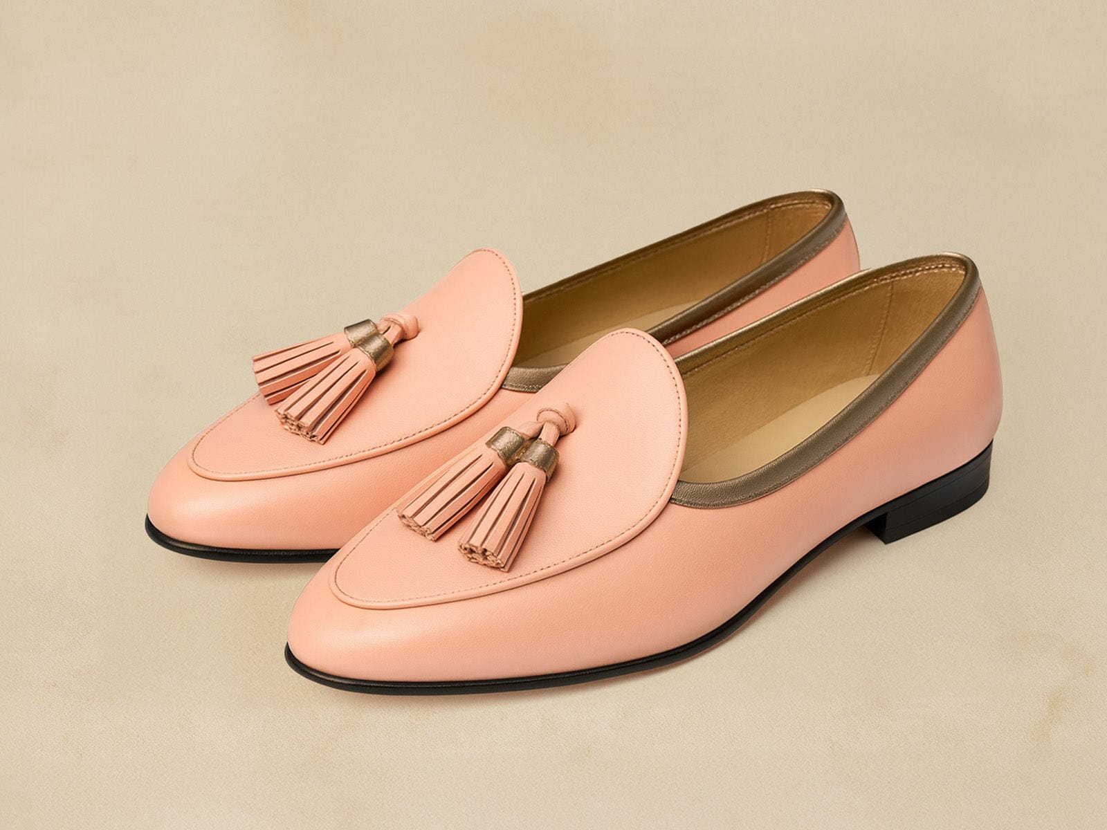 Sagan Tassel in Ispahan and Gold Nappa