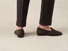 Sagan Classic Loafers in Lusitanias Dark Brown Asteria Suede