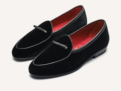 Sagan Black Tie Bow in Black Velvet