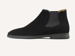 Rover Boots in Black Glove Suede Dark Sole