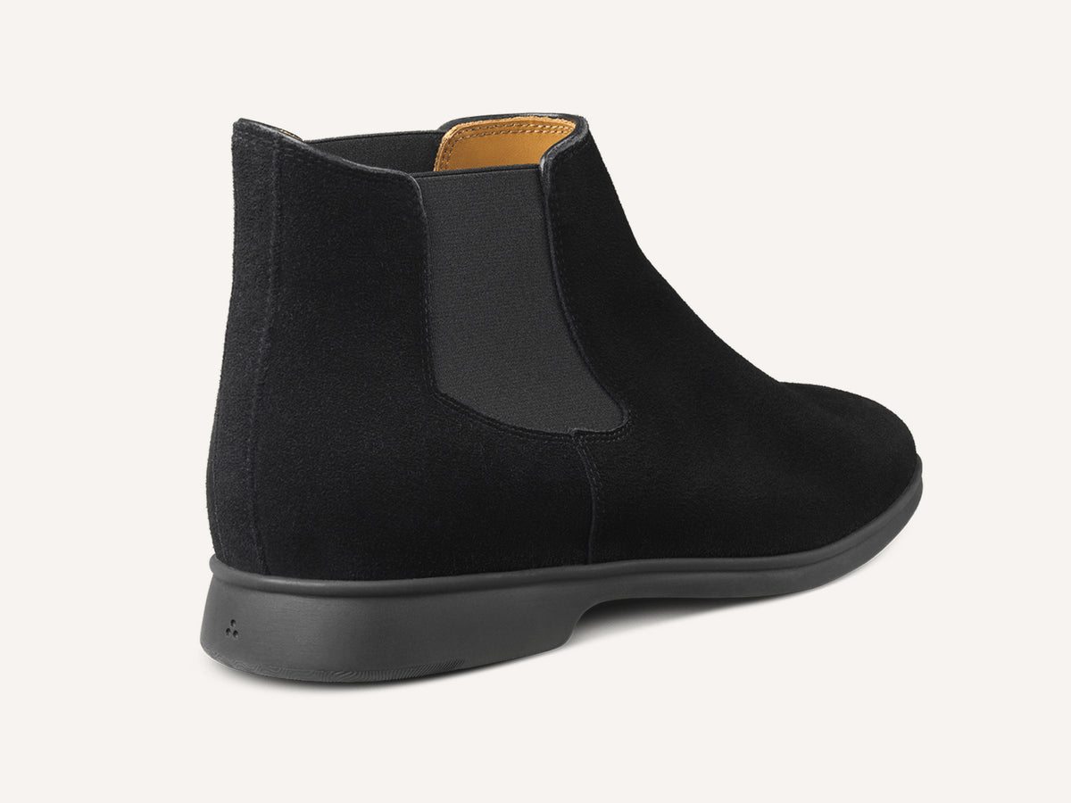 Rover Boots in Black Glove Suede Dark Sole