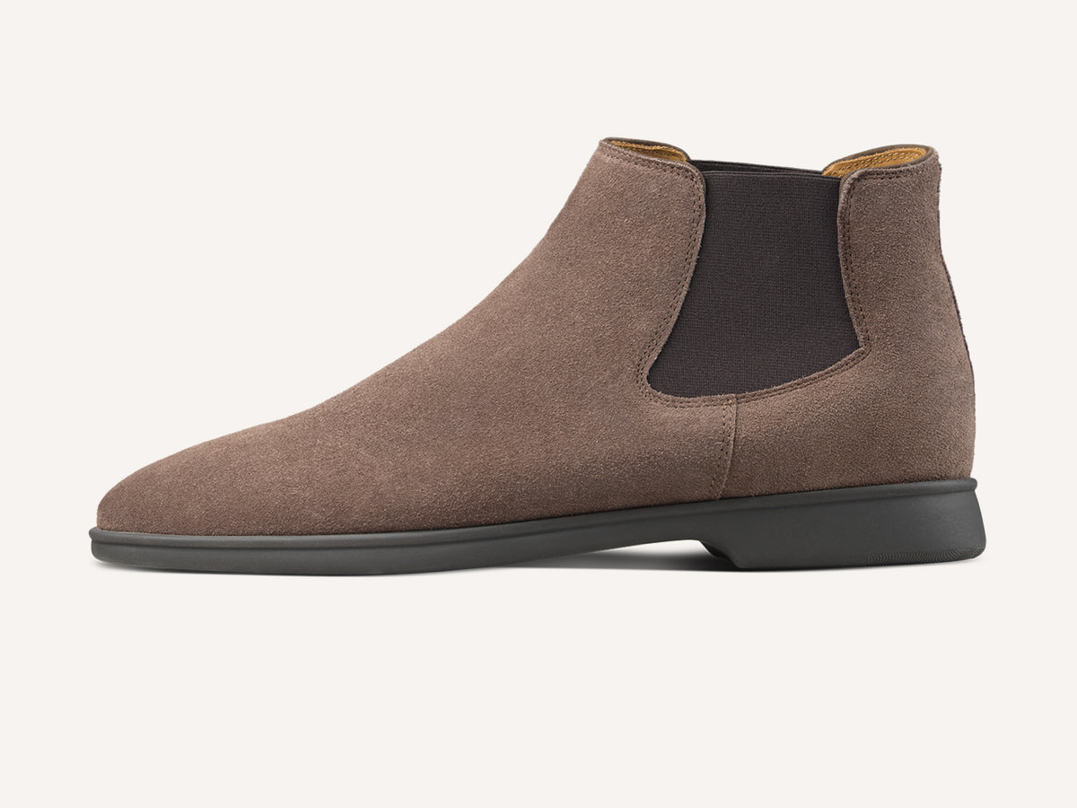 Rover Boots in Deep Taupe Glove Suede Dark Sole