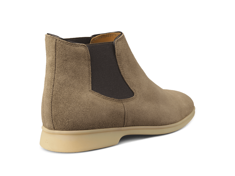 Rover Boots in Greige Glove Suede Natural Sole