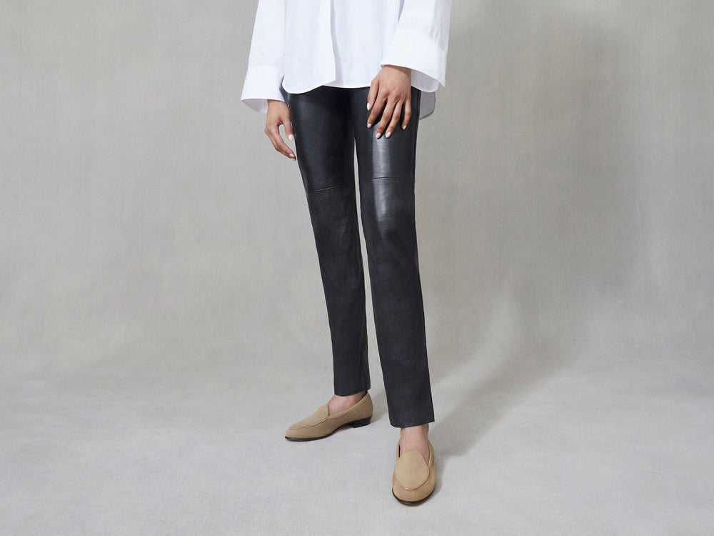 Sagan Classic Loafers in Sahara Asteria Suede