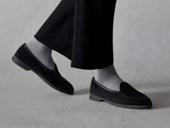 Stride Loafers in Black Glove Suede Dark Sole