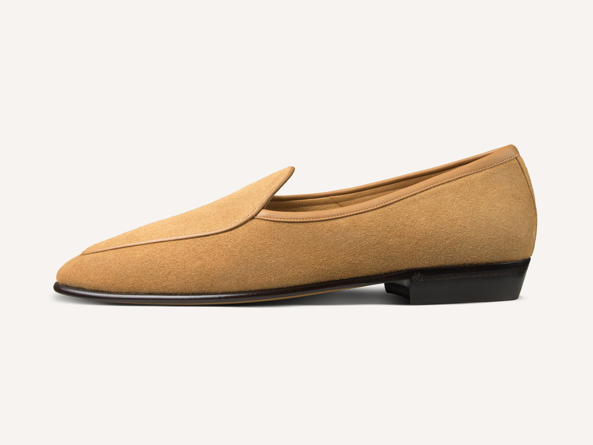 Sagan Classic Loafers in Sahara Asteria Suede