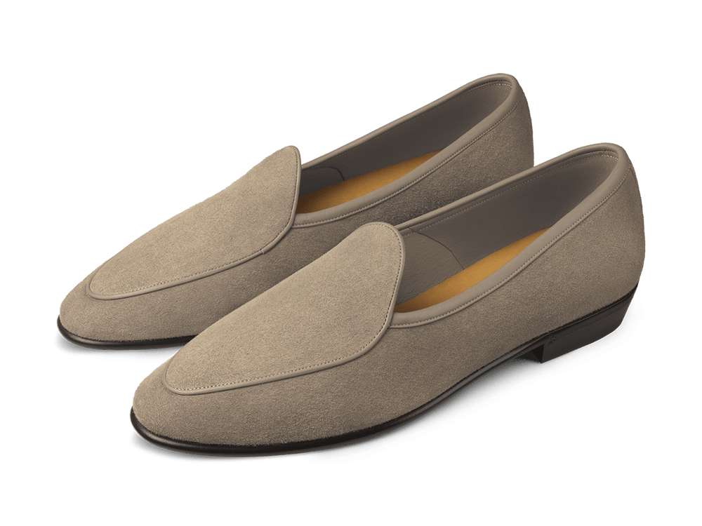 Sagan Classic Loafers in Greige Suede