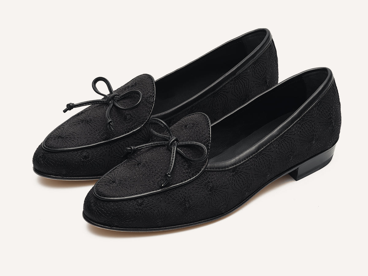 Sagan Embroidered Loafers in Black Stellar