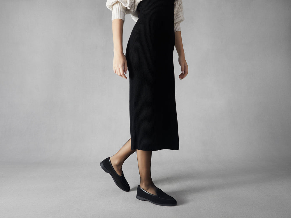 Stride Loafers in Black Glove Suede Dark Sole
