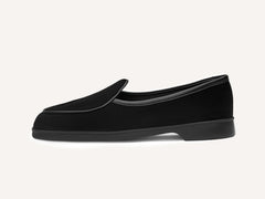 Stride Loafers in Black Glove Suede Dark Sole