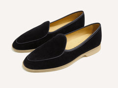 Stride Loafers in Black Glove Suede Natural Sole
