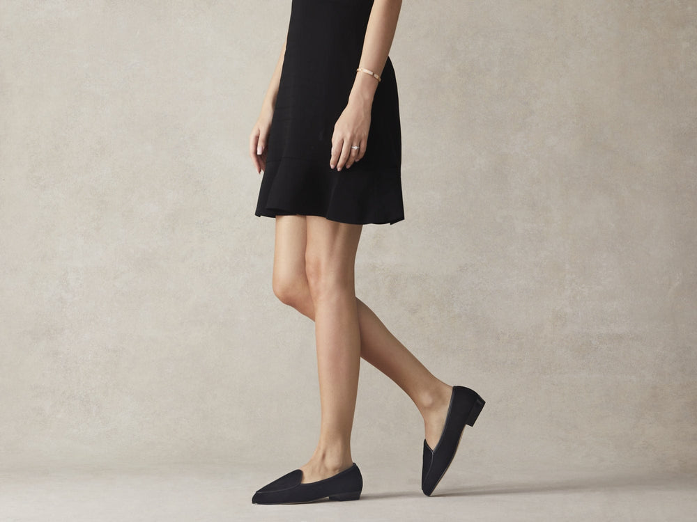 Sagan Classic Loafers in Obsidian Black Asteria Suede