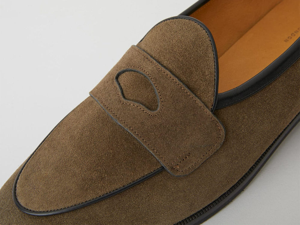 Sagan Ivy in Northern Green Glove Suede