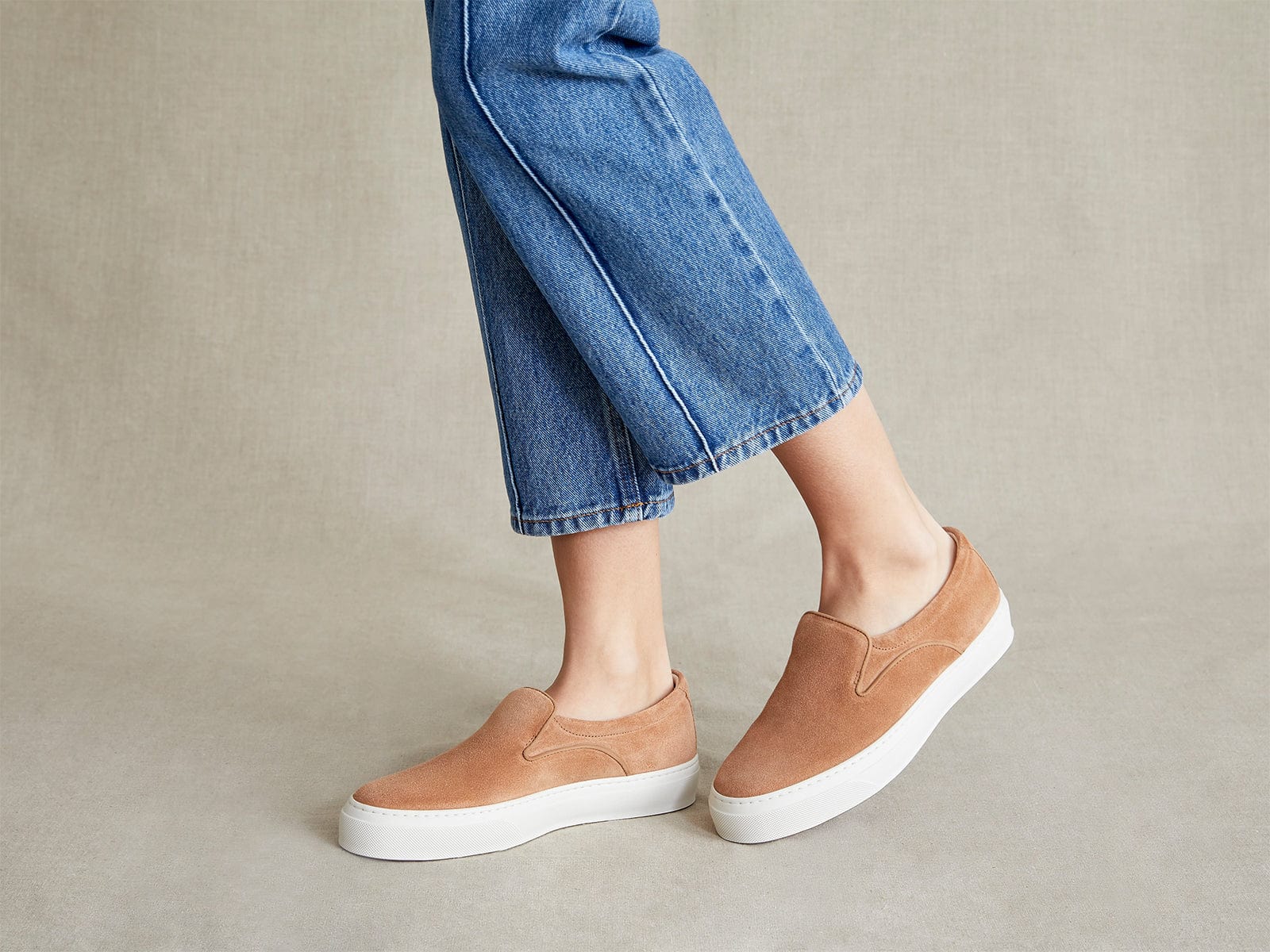 Beat Trainer in Alezan Clair Glove Suede