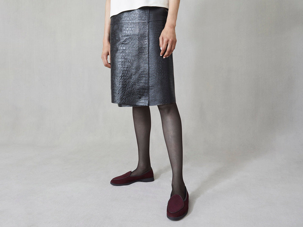 Stride Loafers in Sultan Suede Dark Sole