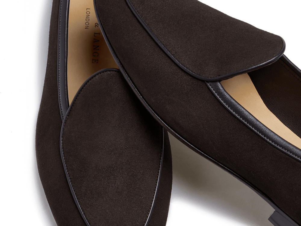 Sagan Classic Loafers in Lusitanias Dark Brown Asteria Suede