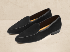 Sagan Classic Loafers in Obsidian Black Asteria Suede