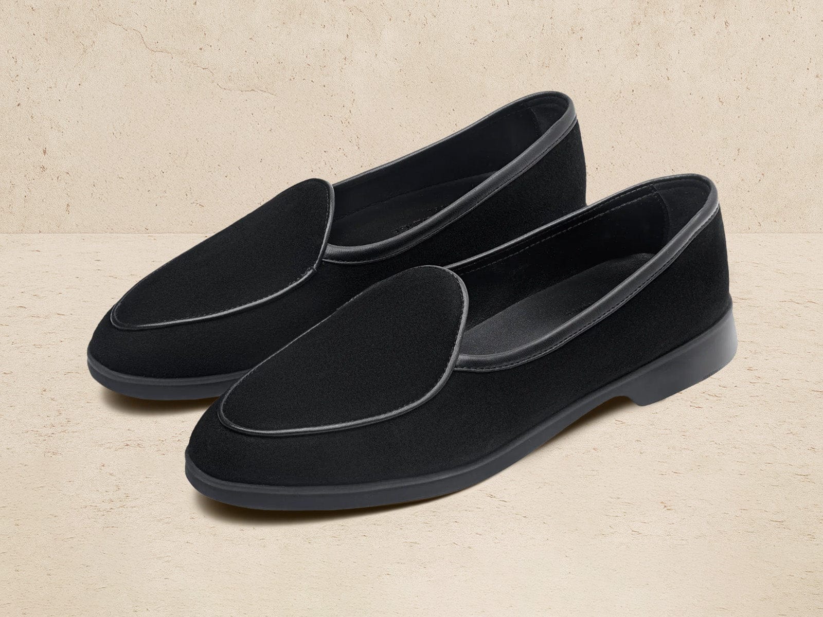 Stride Loafers in Black Glove Suede Dark Sole