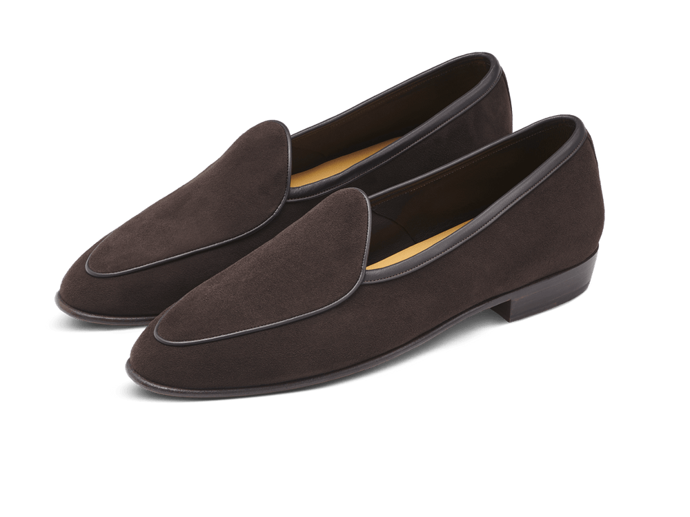 Sagan Classic Loafers in Lusitanias Dark Brown Asteria Suede