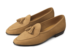 Sagan Classic Tassel Loafers in Sahara Asteria Suede