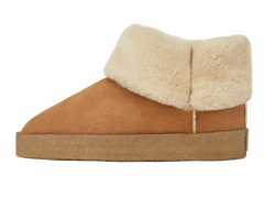 Winema Boots in Light Snuff Shearling Suede