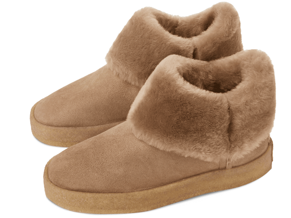 Winema Boots in Taupe Shearling Suede