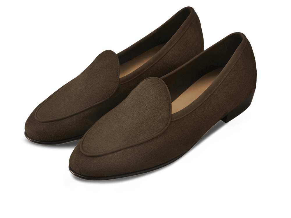 Sagan Classic Loafers in Olivine Green Asteria Suede