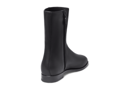 Élan City Boots in Black Leather