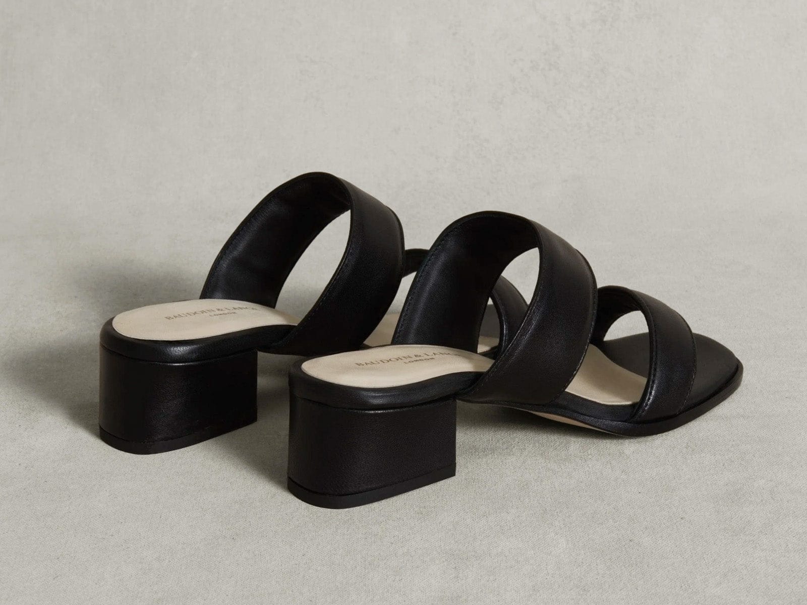 Plume Hi Sandal in Black Nappa