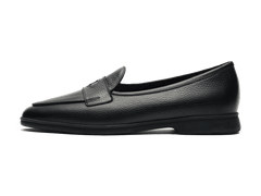 Stride Penny Loafers in Black Moorland Calf with Shearling Lining