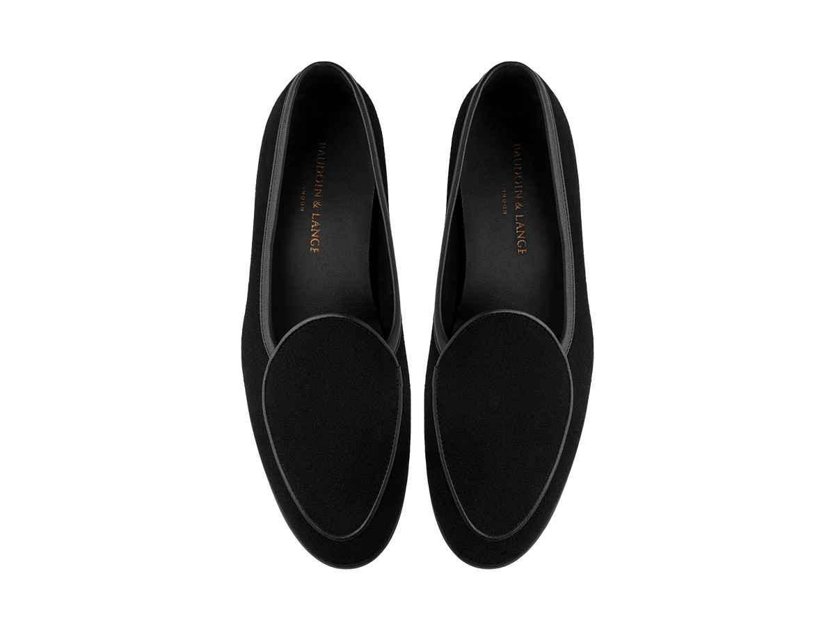 Stride Loafers in Black Glove Suede Dark Sole
