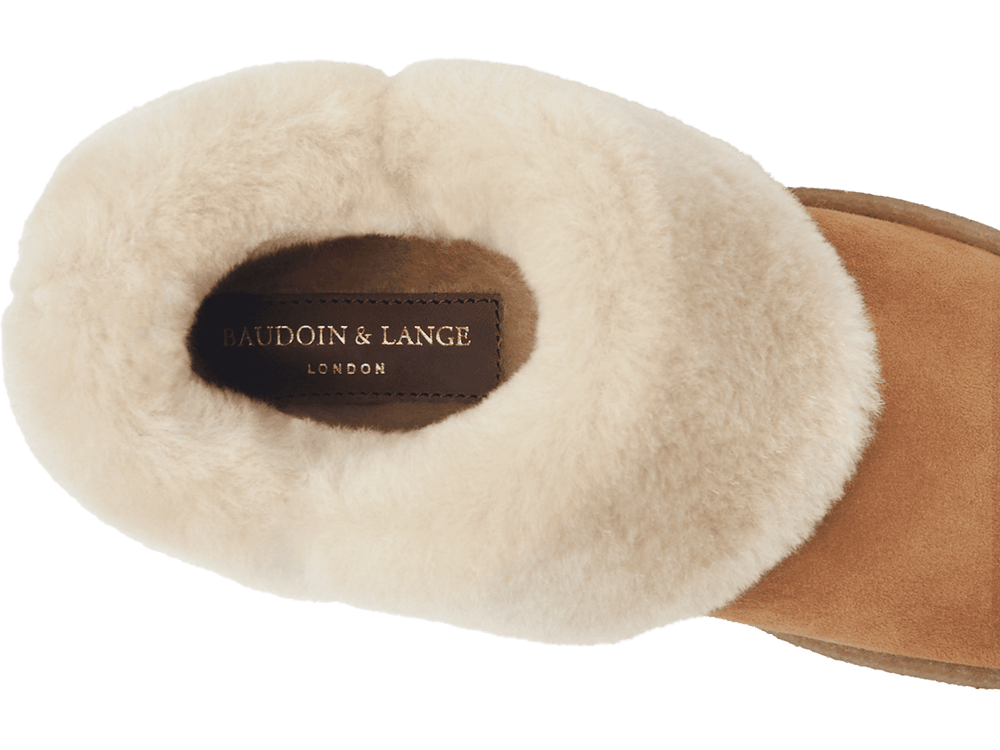 Winema Boots in Light Snuff Shearling Suede