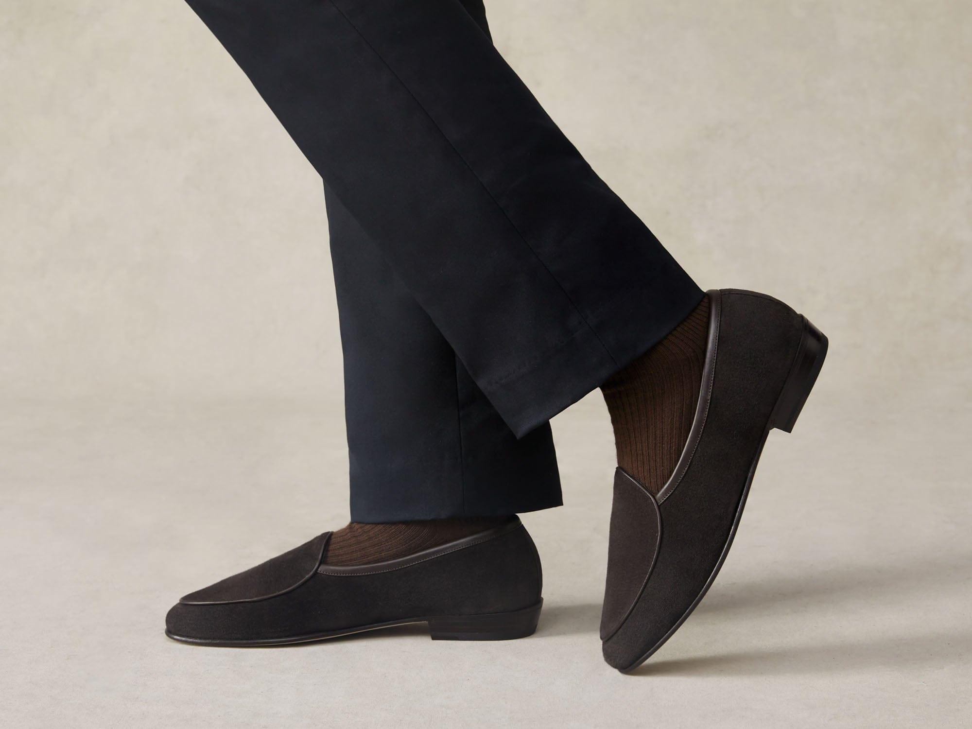 Sagan Classic Loafers in Lusitanias Dark Brown Asteria Suede